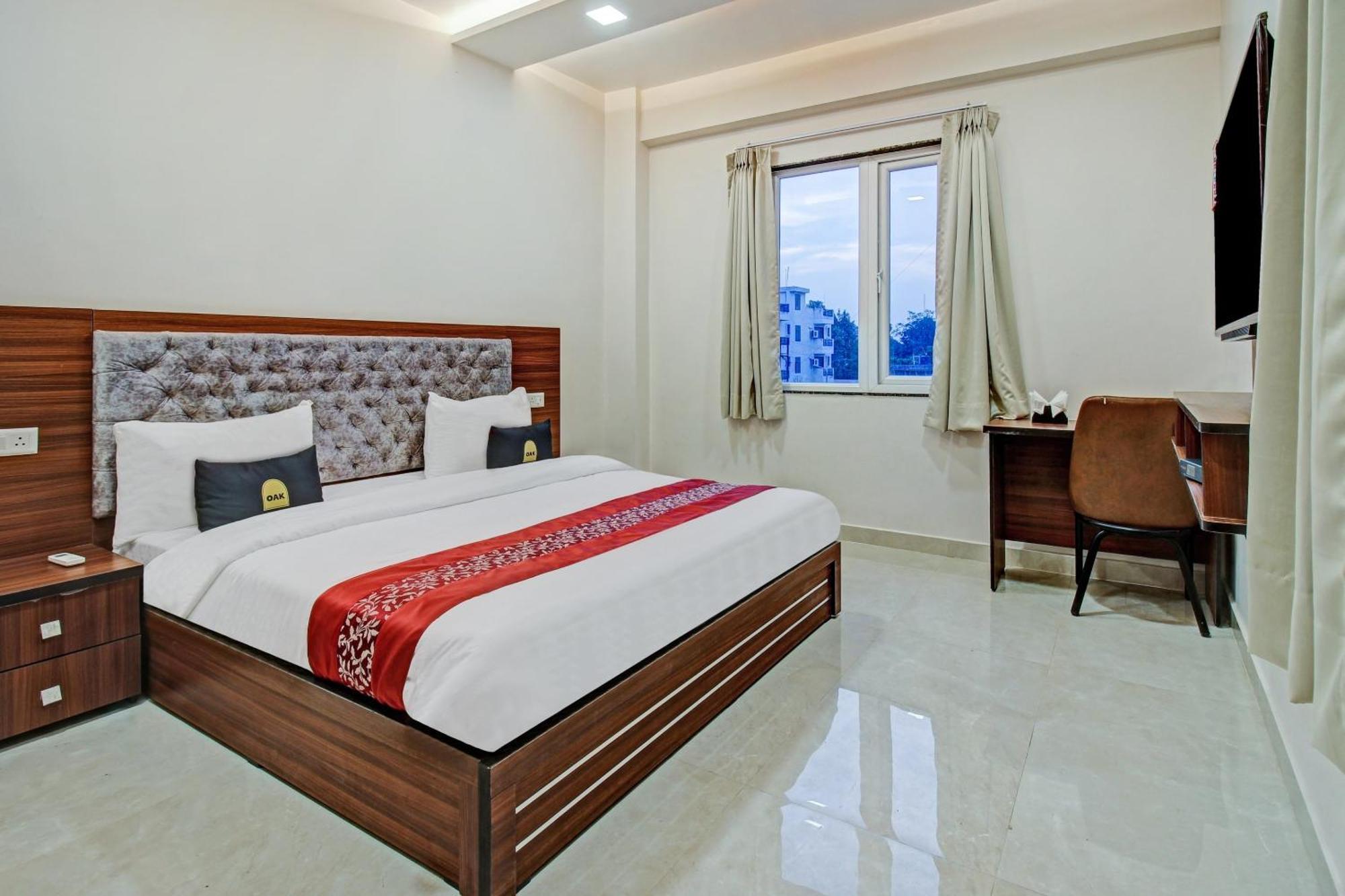 Townhouse Oak Vs Shivanya Lucknow Luaran gambar